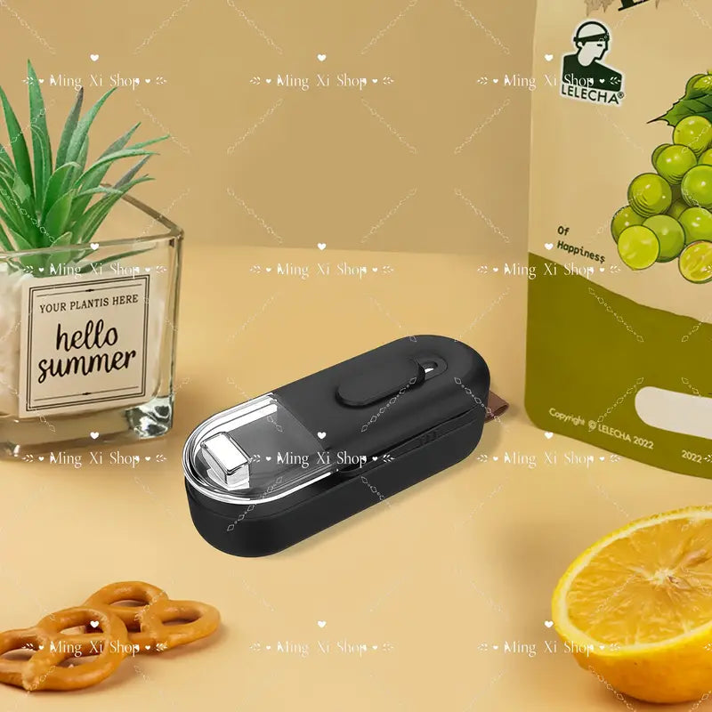 1 τμχ Mini Vacuum Sealer, Heat Seal &amp; Cutter 2 in 1 Portable Thermal Vacuum Sealer for Plastic Bag Snacks Food Cookies Fresh (μαύρα), προμήθειες κουζίνας